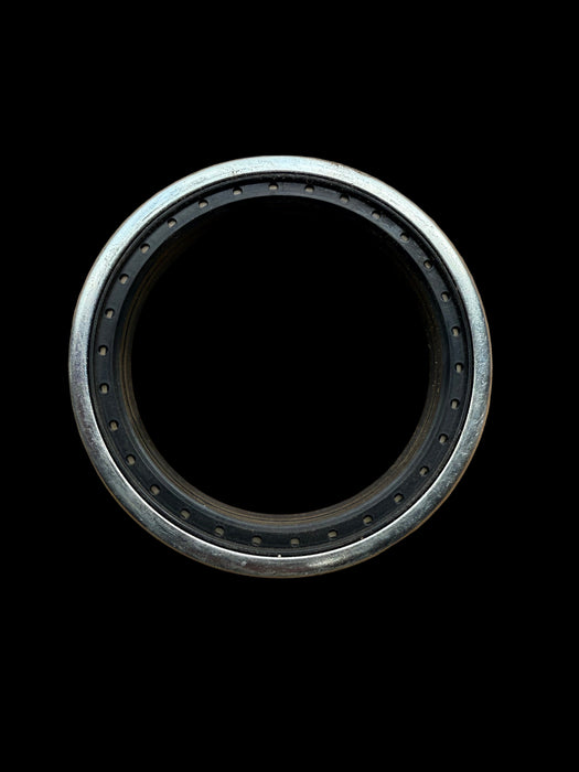 10K GD Carbon Case Spring - Oil Seal [CR27438}